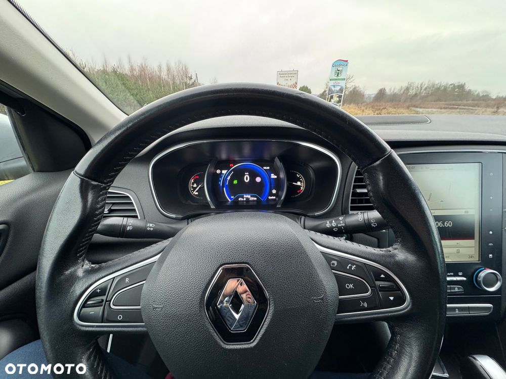 Renault Megane ENERGY dCi 110 EDC INTENS - 19