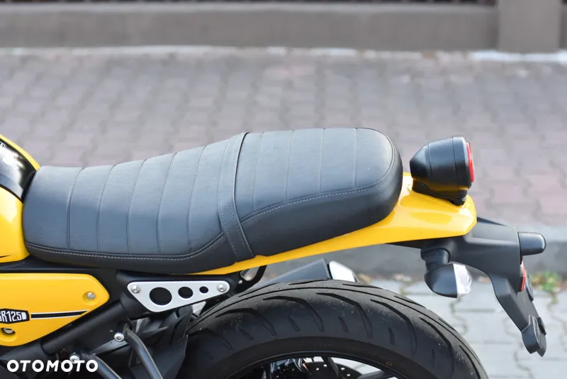 Yamaha XSR - 26