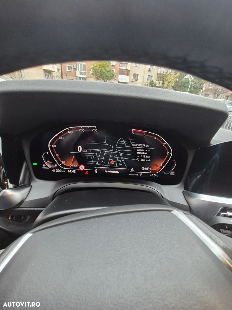 BMW Seria 3 320d Touring Aut. - 16