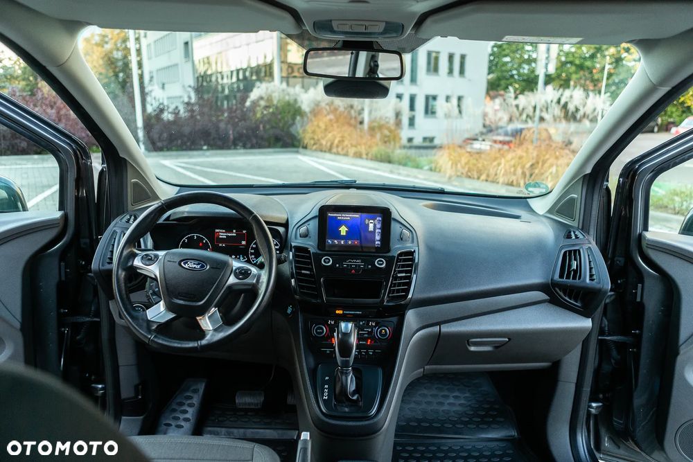 Ford Tourneo Connect - 27