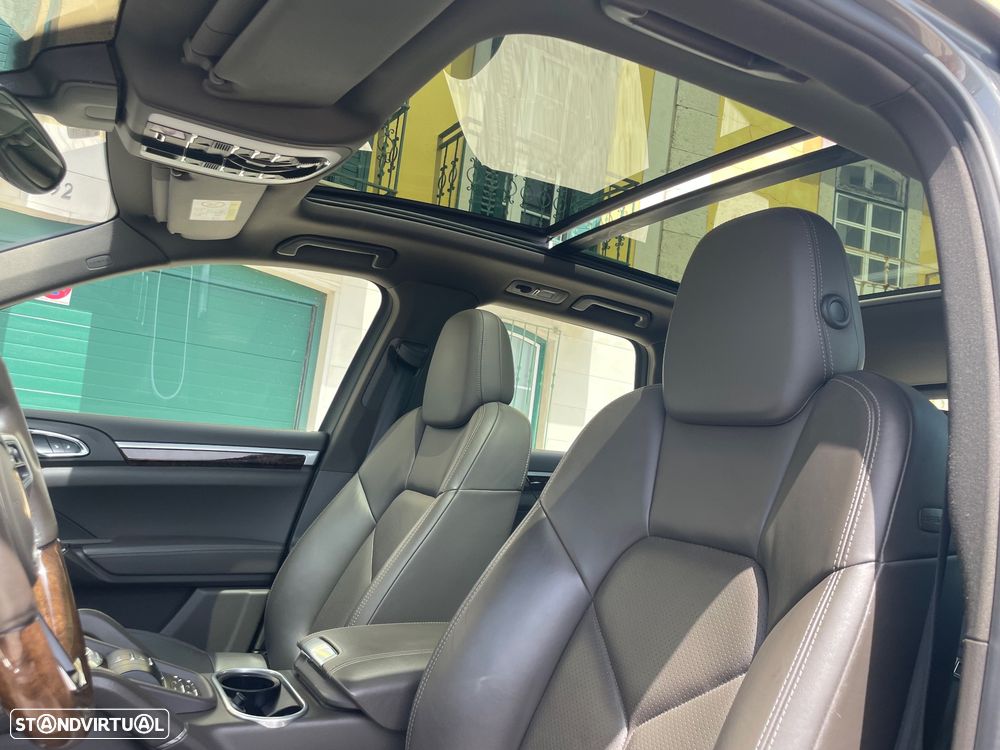 Porsche Cayenne S Tiptronic S - 6