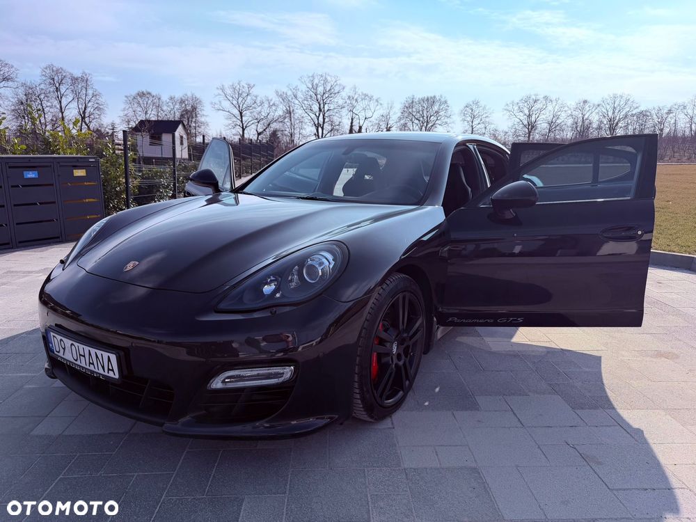 Porsche Panamera GTS PDK - 14