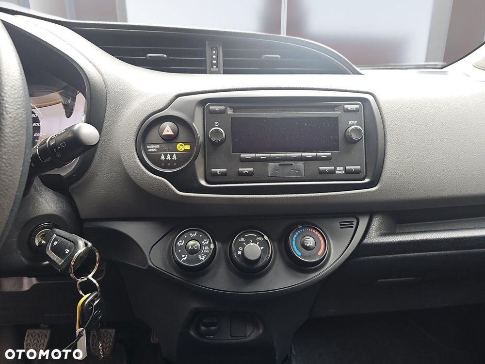 Toyota Yaris 1.0 Active - 18
