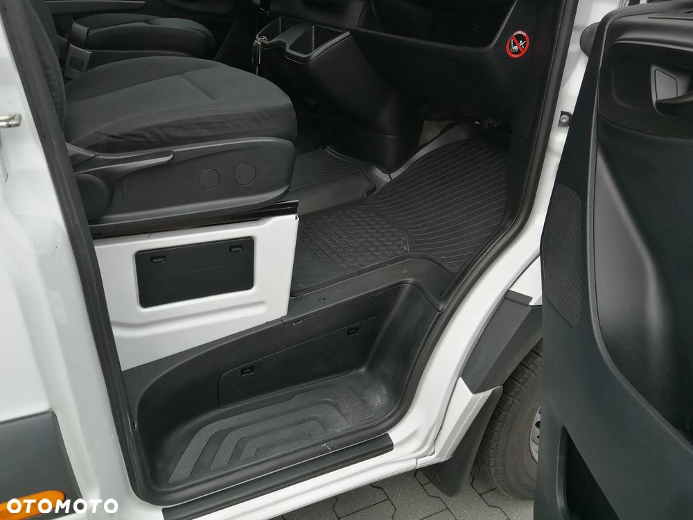 Mercedes-Benz Sprinter 319 - 14