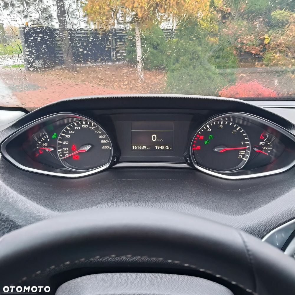Peugeot 308 2.0 Blue HDi Allure S&S - 18