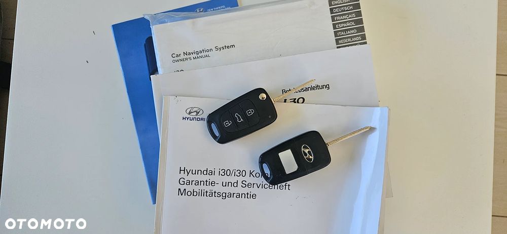 Hyundai i30 blue Kombi 1.6 CRDi Classic Navigation - 34