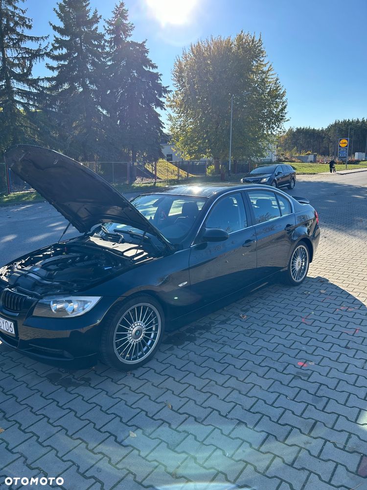 BMW Seria 3 325i - 30