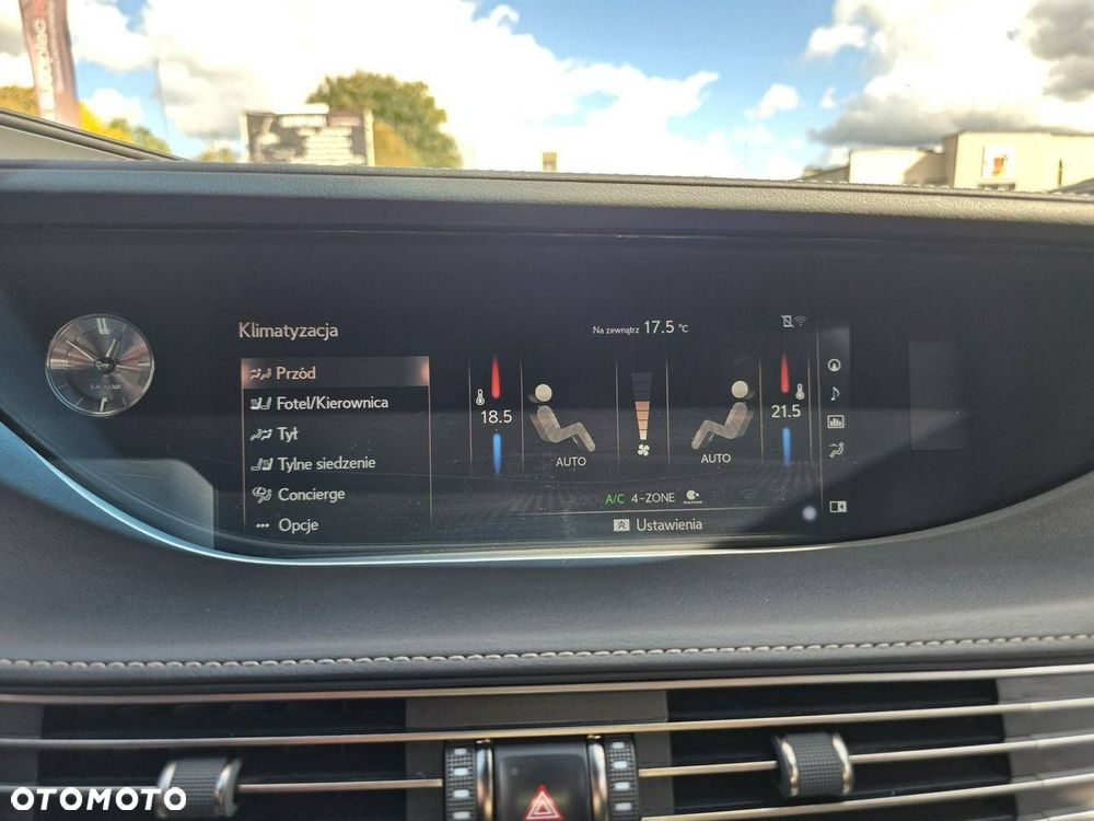 Lexus LS 500h Business Edition AWD - 18