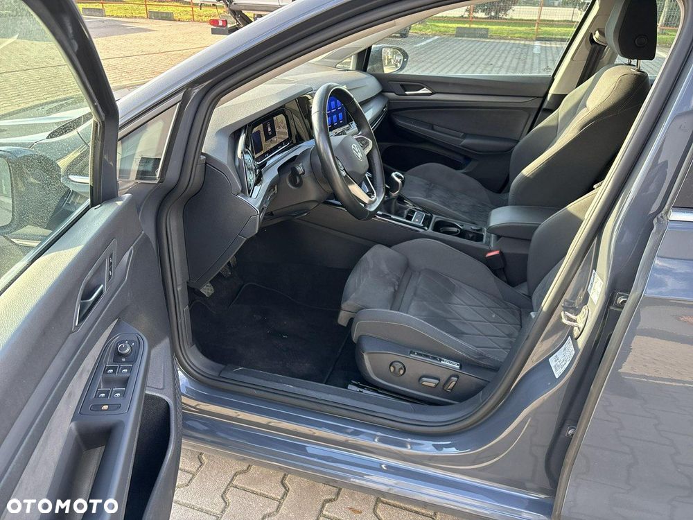 Volkswagen Golf 1.5 TSI EVO Style - 11