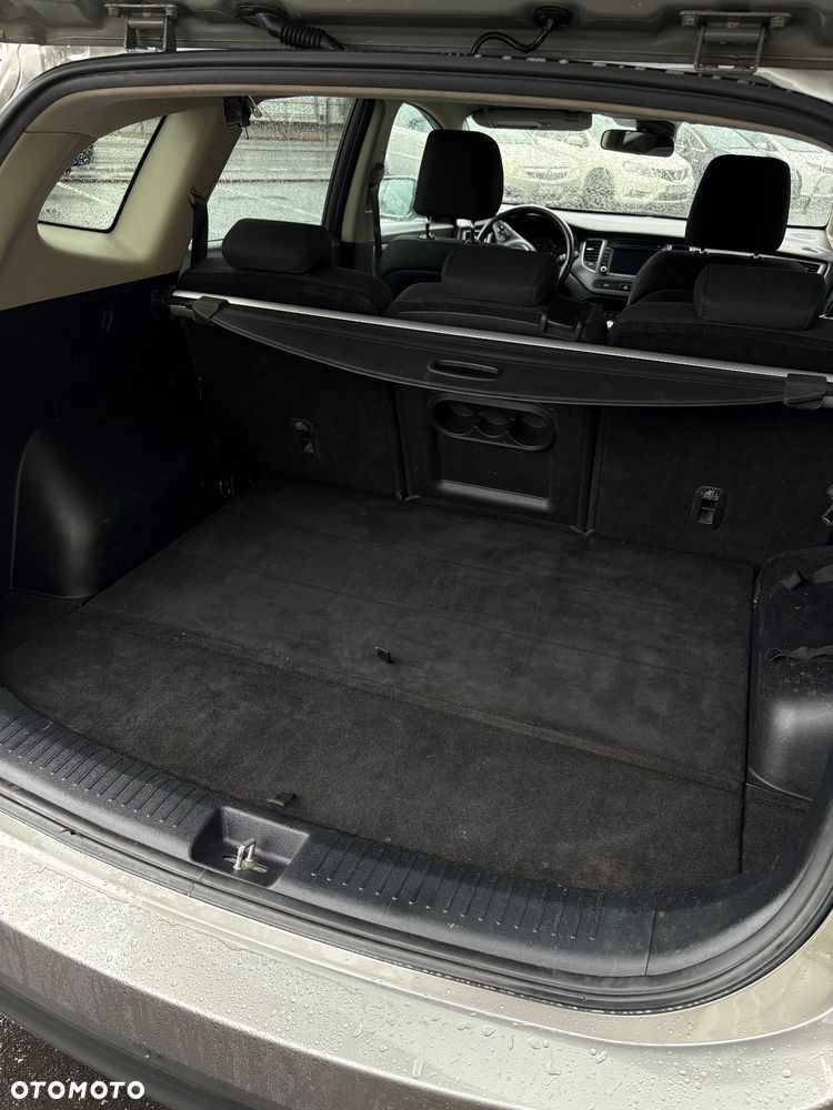 Kia Carens 1.6 GDI Business Line EU6 - 28