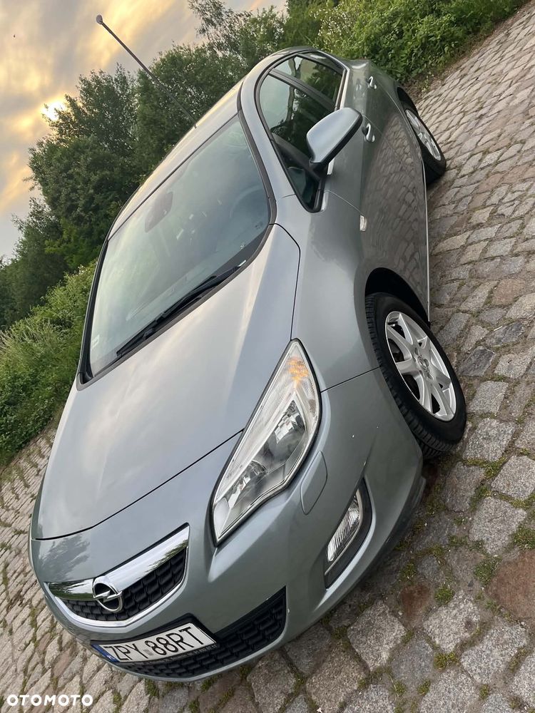 Opel Astra 1.3 CDTI Essentia ecoFLEX - 6
