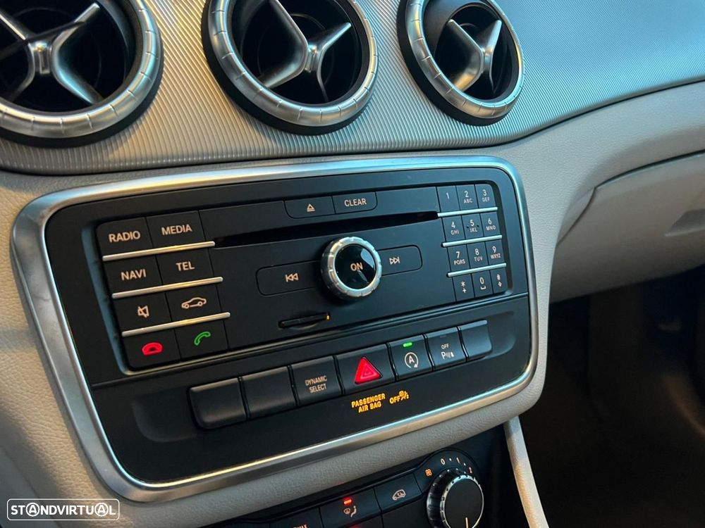 Mercedes-Benz CLA 220 d Shooting Brake Urban Aut. - 10