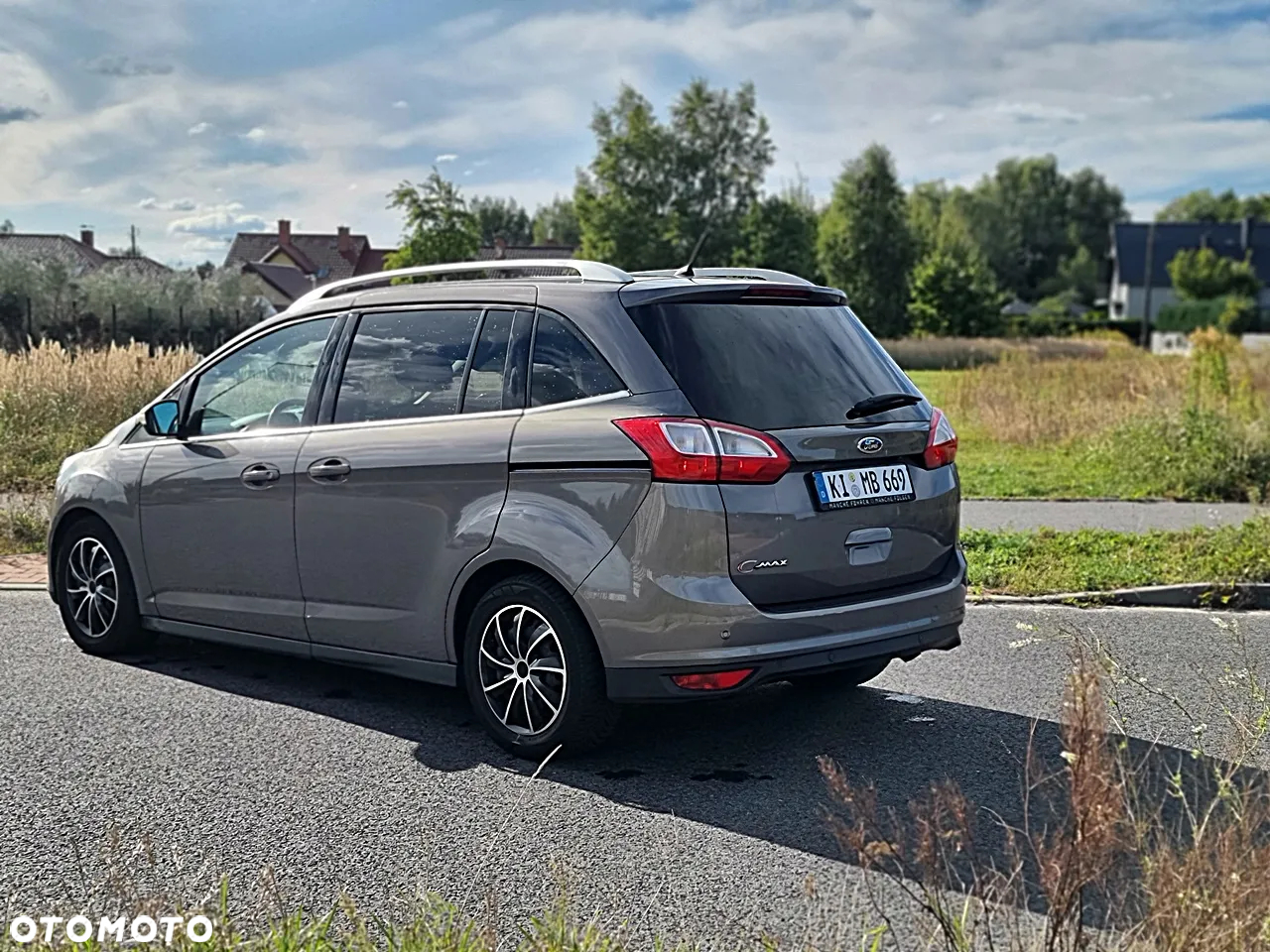 Ford Grand C-MAX - 3