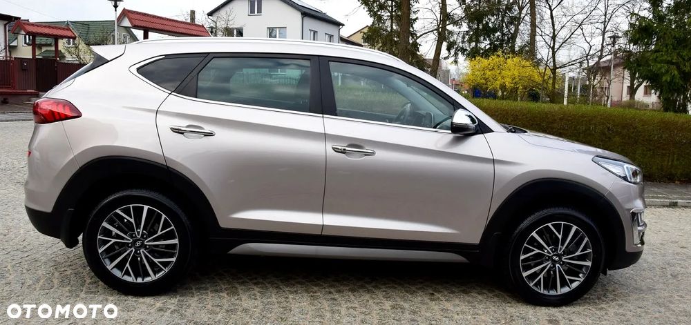 Hyundai Tucson 1.6 GDI BlueDrive Style 2WD - 22