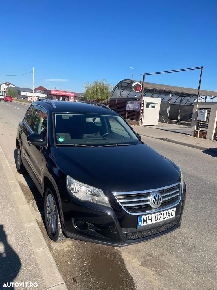 Volkswagen Tiguan - 5