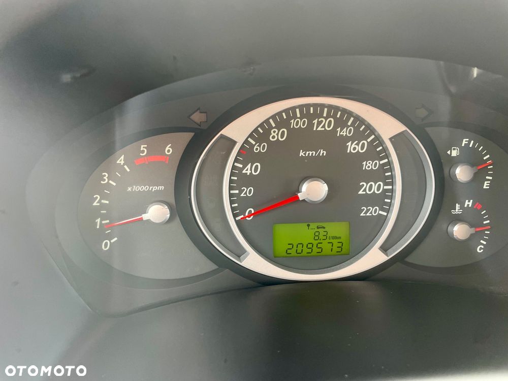 Hyundai Tucson 2.0 CRDi Premium - 12