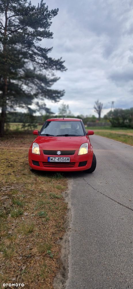 Suzuki Swift 1.3 Club - 25