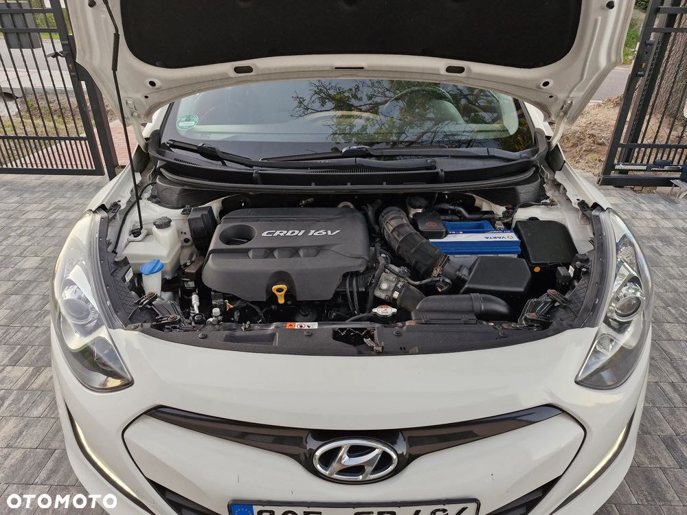 Hyundai i30 blue 1.6 CRDi YES Silver - 18