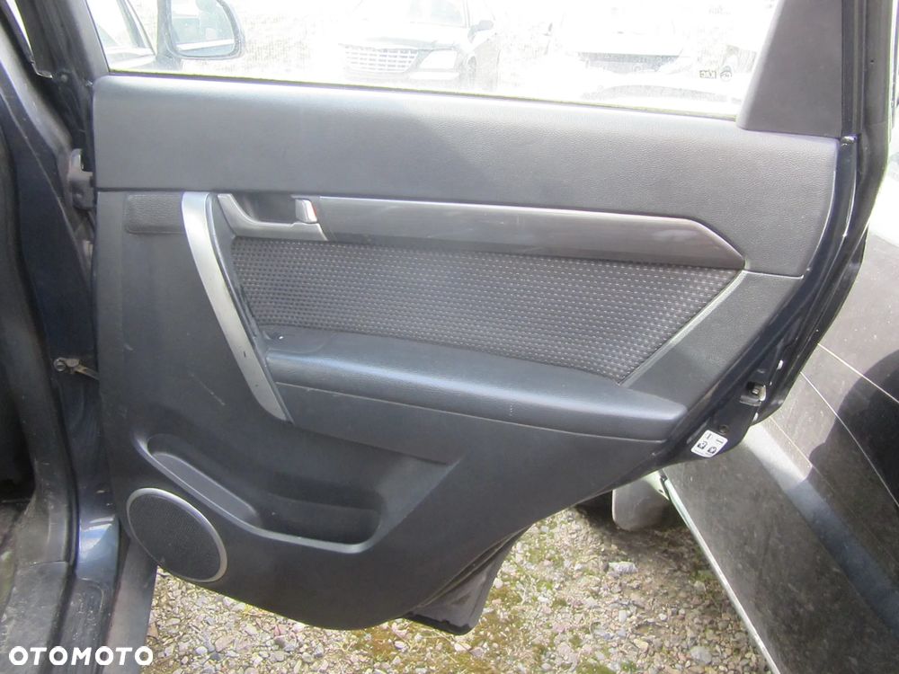 KANAPA FOTELE BOCZI 5 OSÓB Chevrolet Captiva 2007 r. Wszystkie części - 8