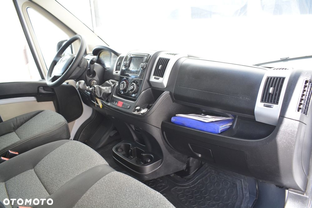 Fiat Ducato 2,3 MuliJet 130KM średniak - 26