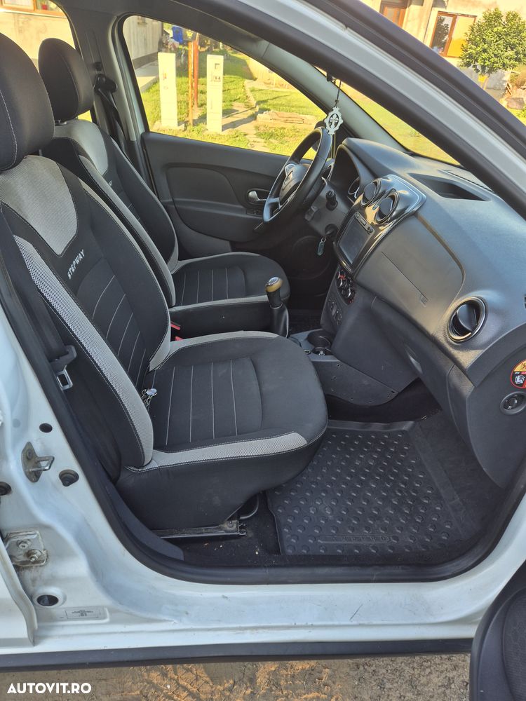 Dacia Sandero 0.9 Stepway - 6