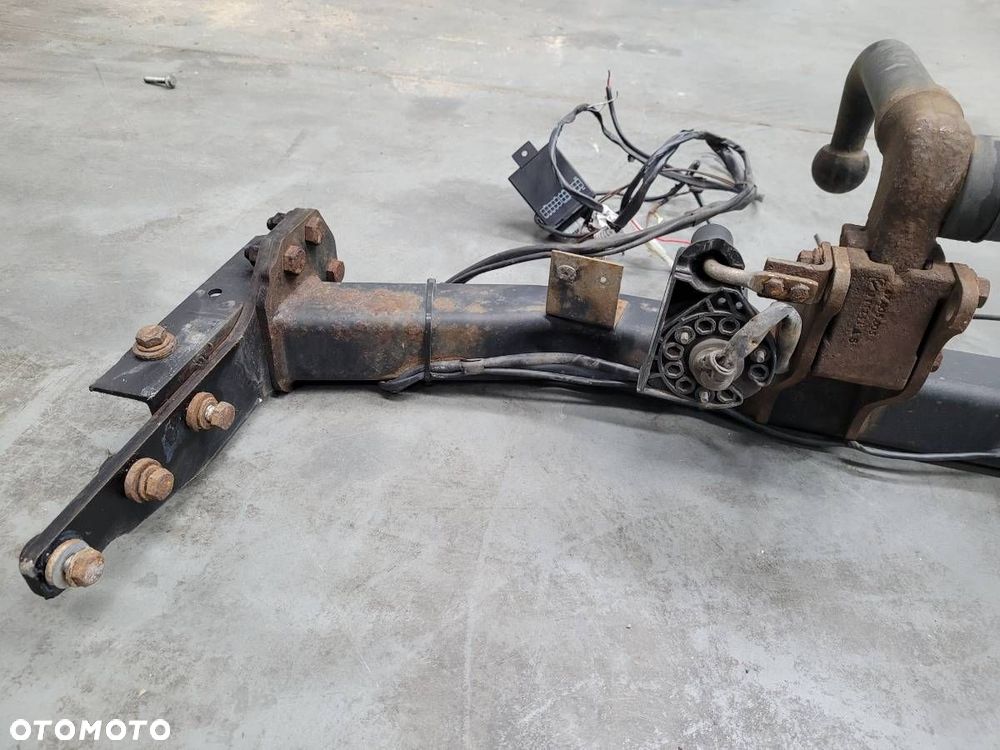 HAK HOLOWNICZY BELKA JEEP GRAND CHEROKEE IV WK2 - 6