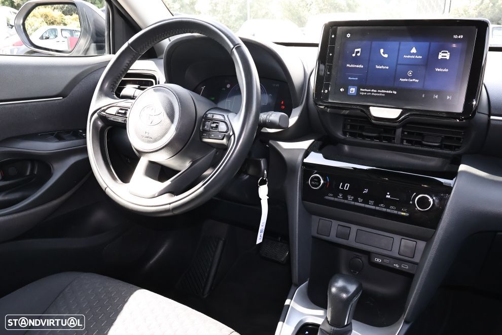 Toyota Yaris Cross - 13