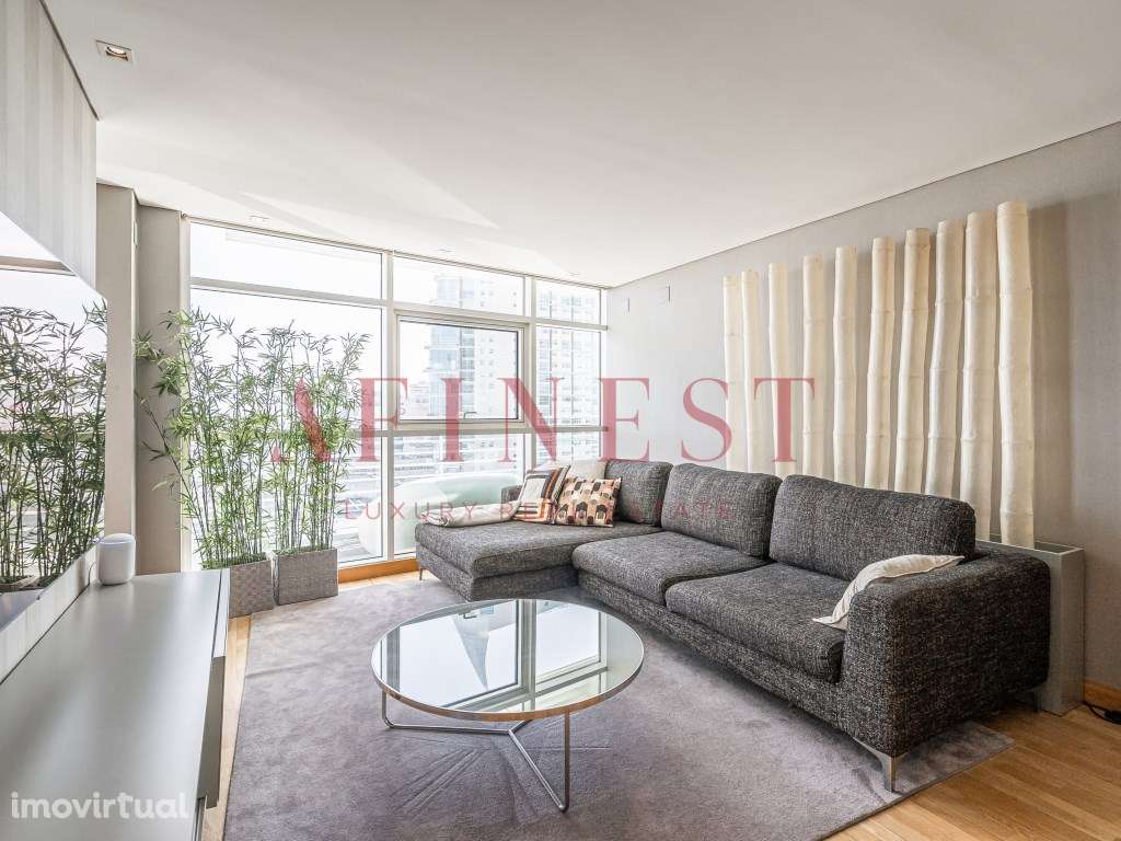 APARTAMENTO T3 DUPLEX NO PARQUE DAS NAÇÕES - LISBOA -VALOR NEGOCIÁVEL - Grande imagem: 3/50