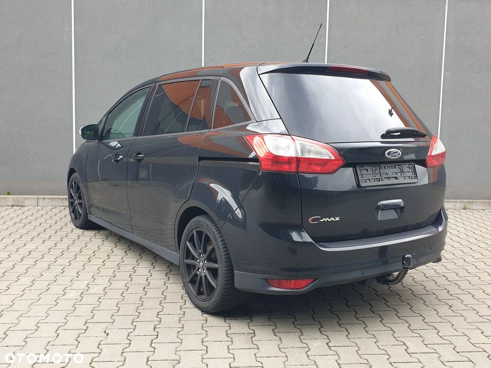 Ford Grand C-MAX - 4