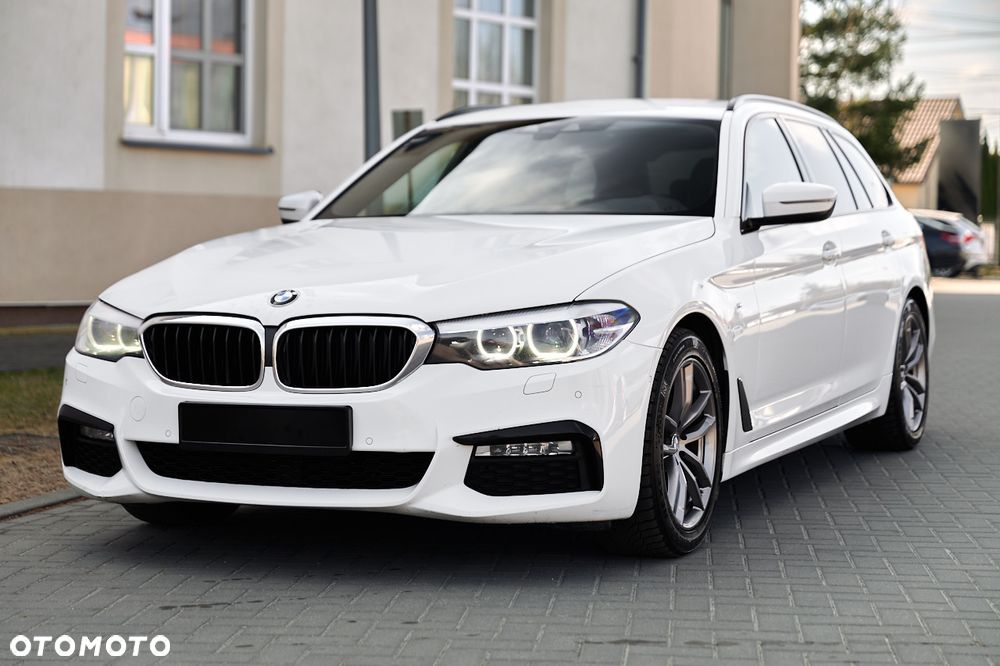 BMW Seria 5 520d xDrive M Sport sport - 9