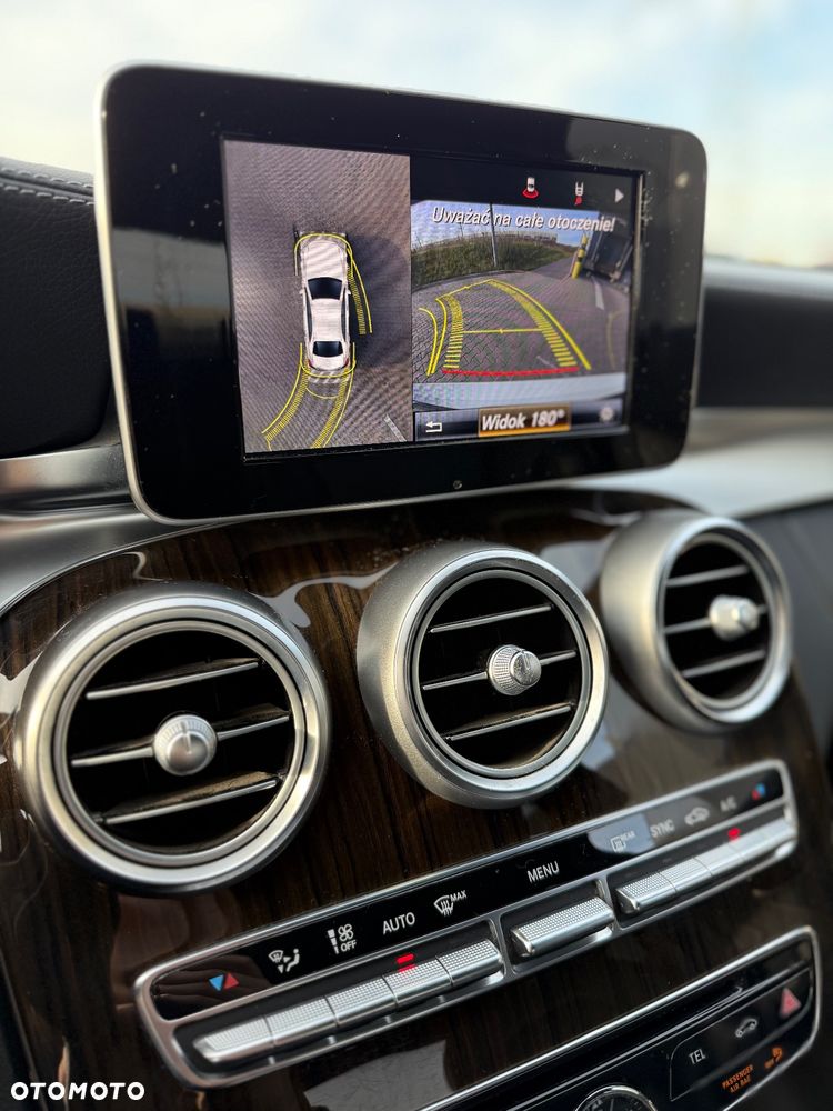 Mercedes-Benz Klasa C 300 7G-TRONIC - 13