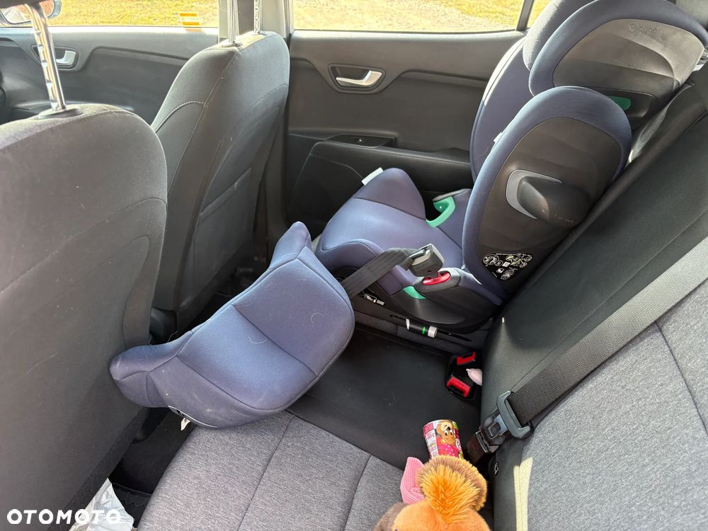 Kia Stonic 1.2 M - 10