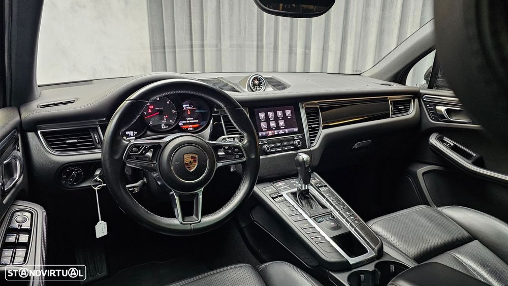 Porsche Macan S - 11