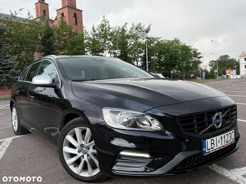 Volvo V60 D4 Geartronic RDesign - 1