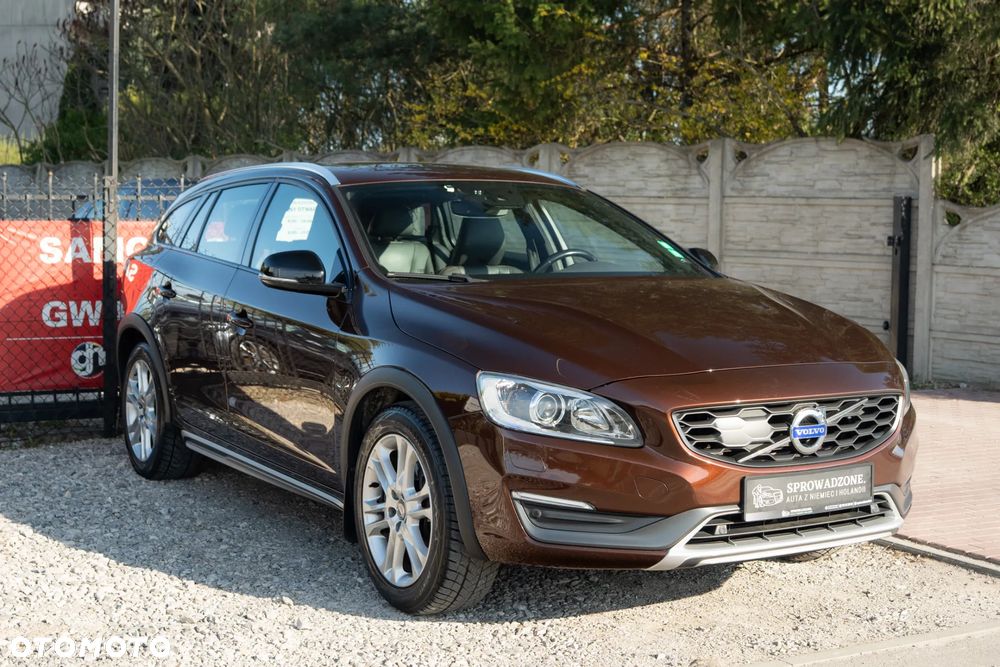 Volvo V60 Cross Country D4 Momentum - 37