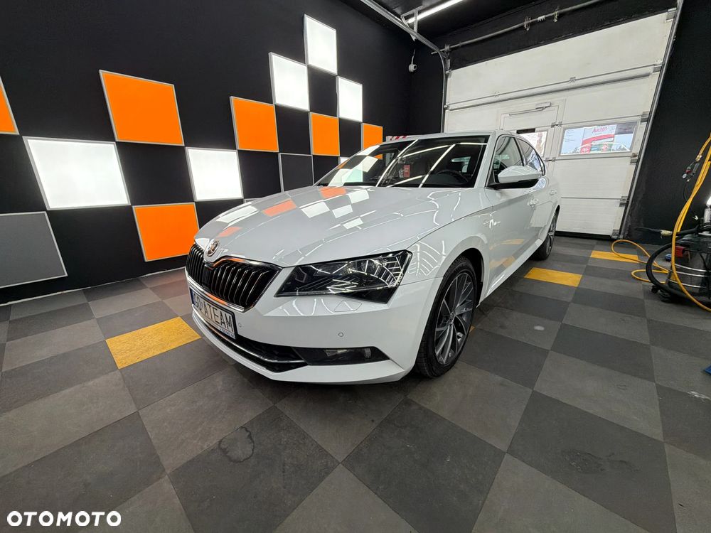 Skoda Superb 2.0 TDI L&K DSG - 1
