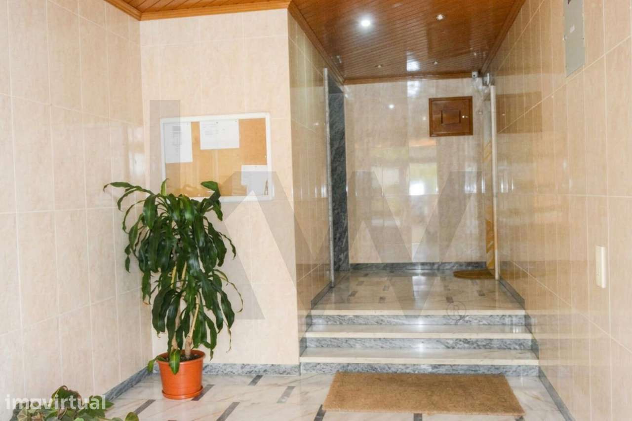 T2 Anta – Agualva | 3 Frentes  | Lareira e Parqueamento  |   375 800€ - Grande imagem: 4/29
