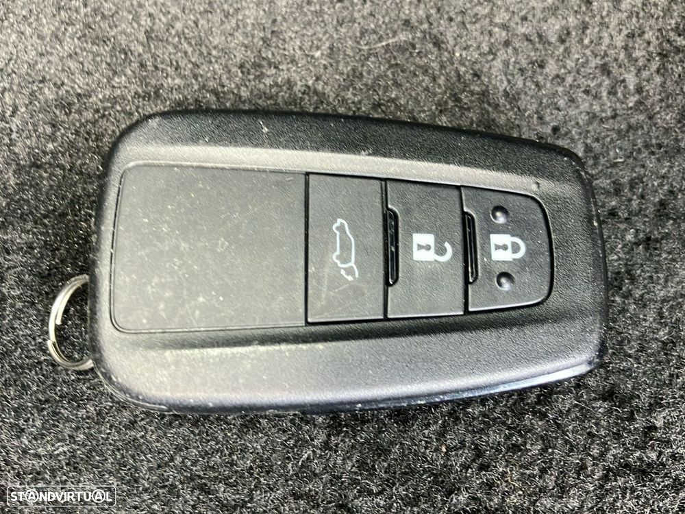 Toyota RAV4 2.5 HDF Black Edition - 18