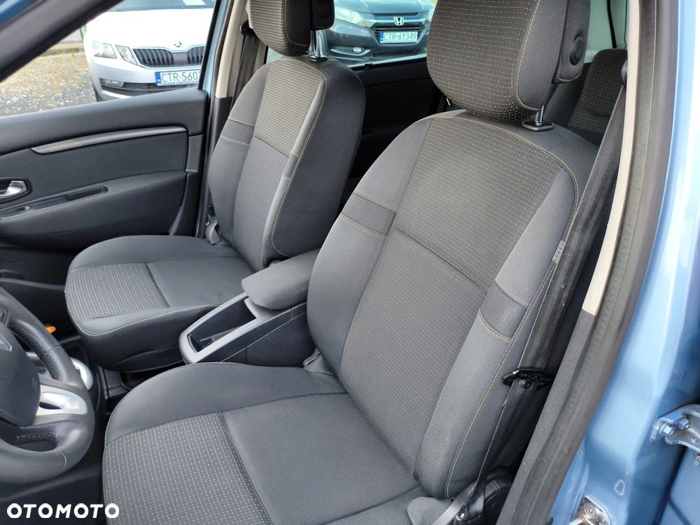 Renault Scenic - 25