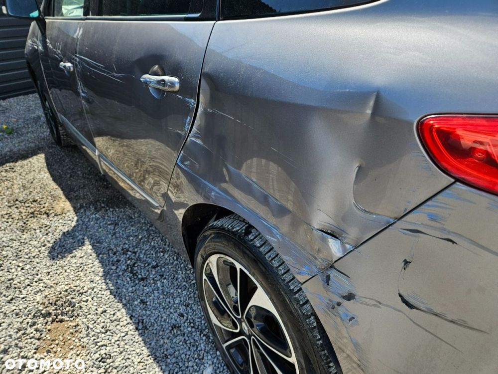 Renault Grand Scenic - 18