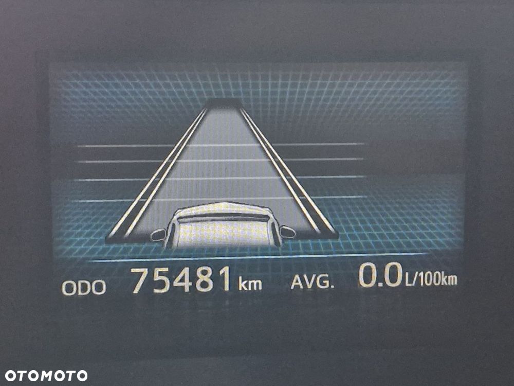 Toyota Prius+ (Hybrid) - 14