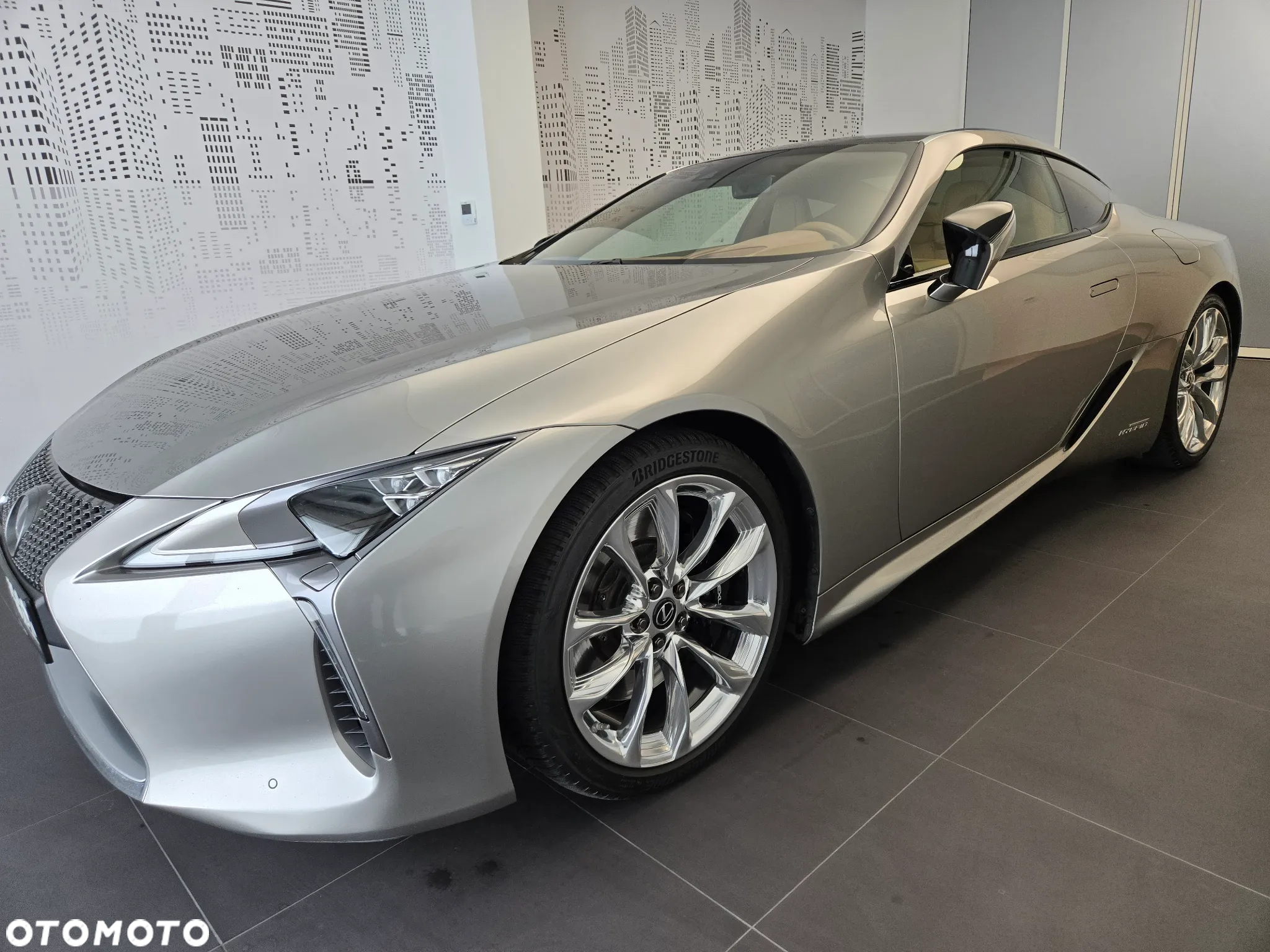 Lexus LC 500h Superturismo - 4