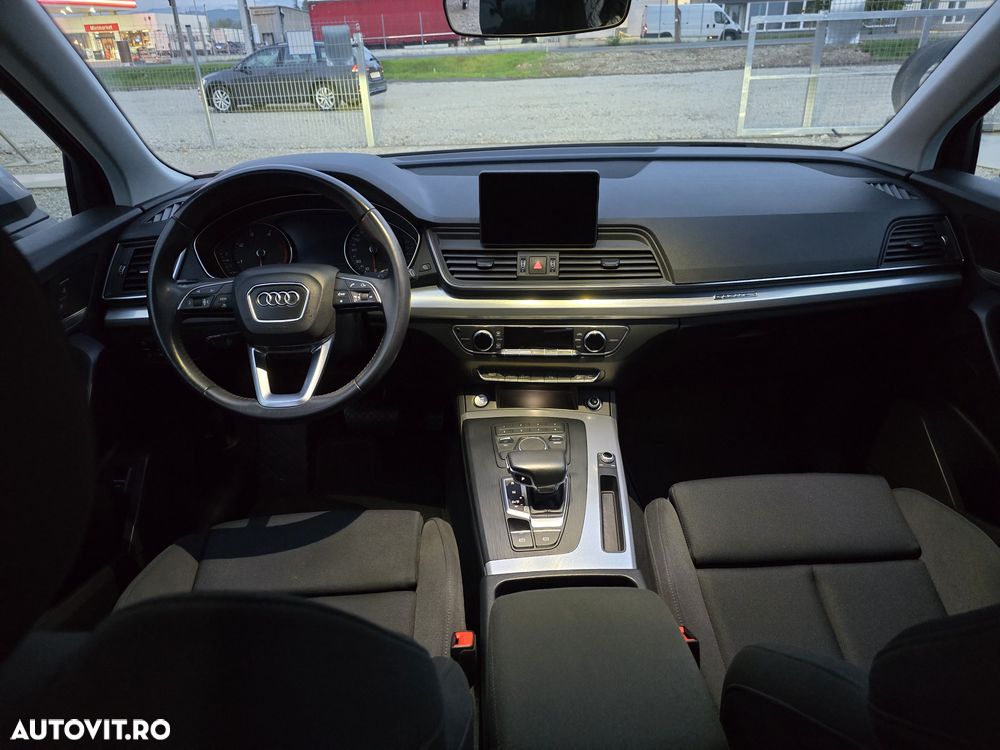 Audi Q5 40 TDI quattro S tronic - 8