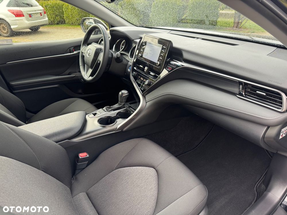 Toyota Camry 2.5 Hybrid Comfort CVT - 14