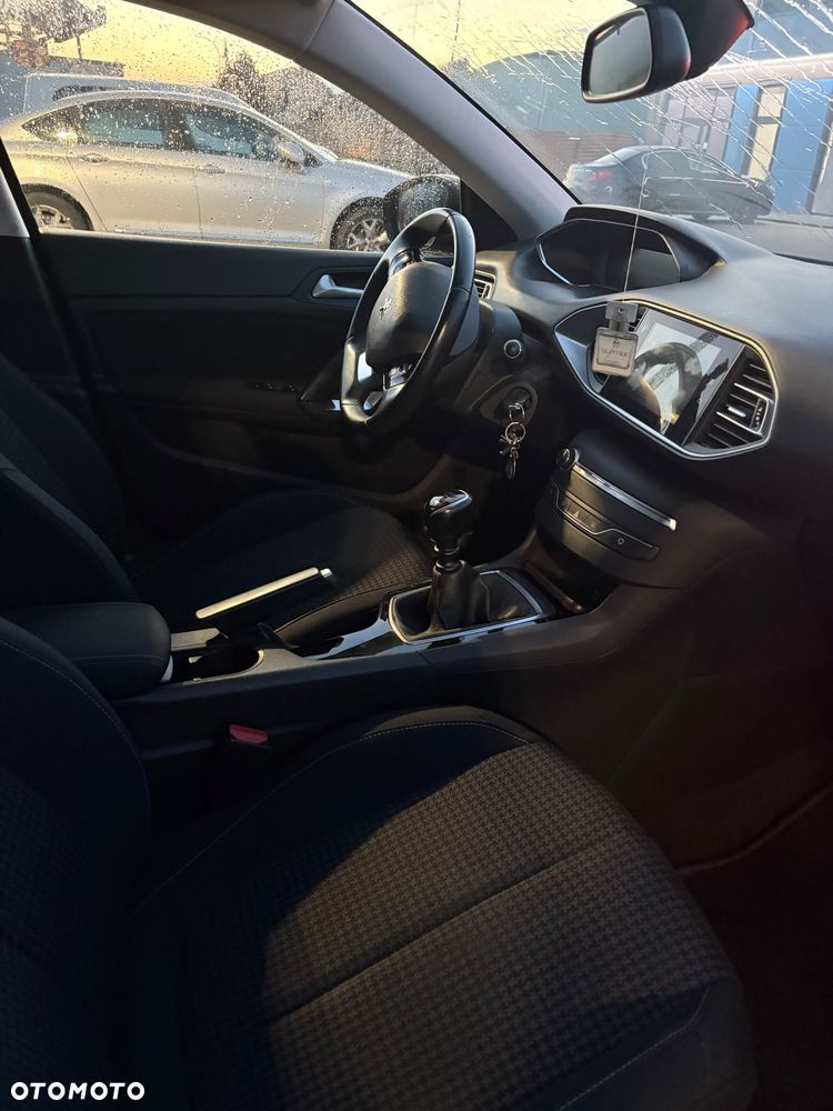Peugeot 308 BlueHDi 130 Active Pack - 6
