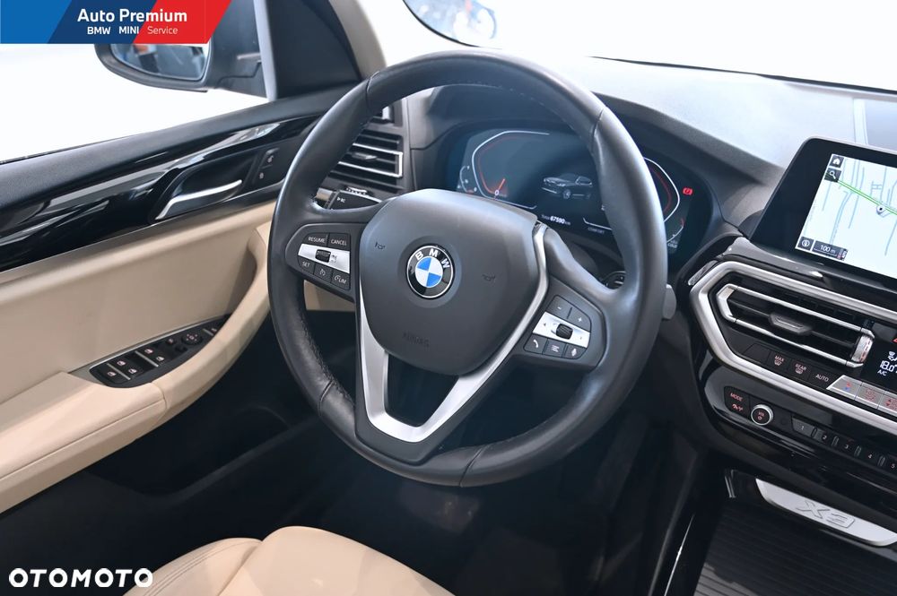 BMW X3 xDrive20i - 13