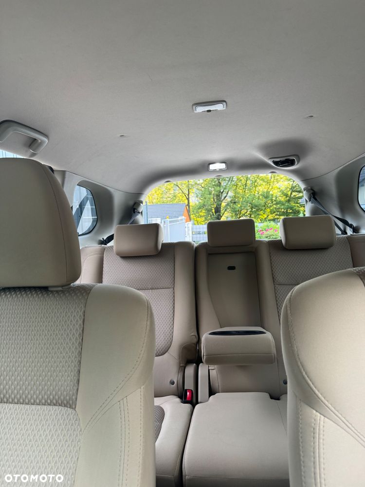 Mitsubishi Outlander 2.0 Intense + SDA 4WD CVT - 26