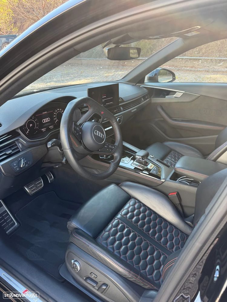 Audi RS4 quattro tiptronic - 12