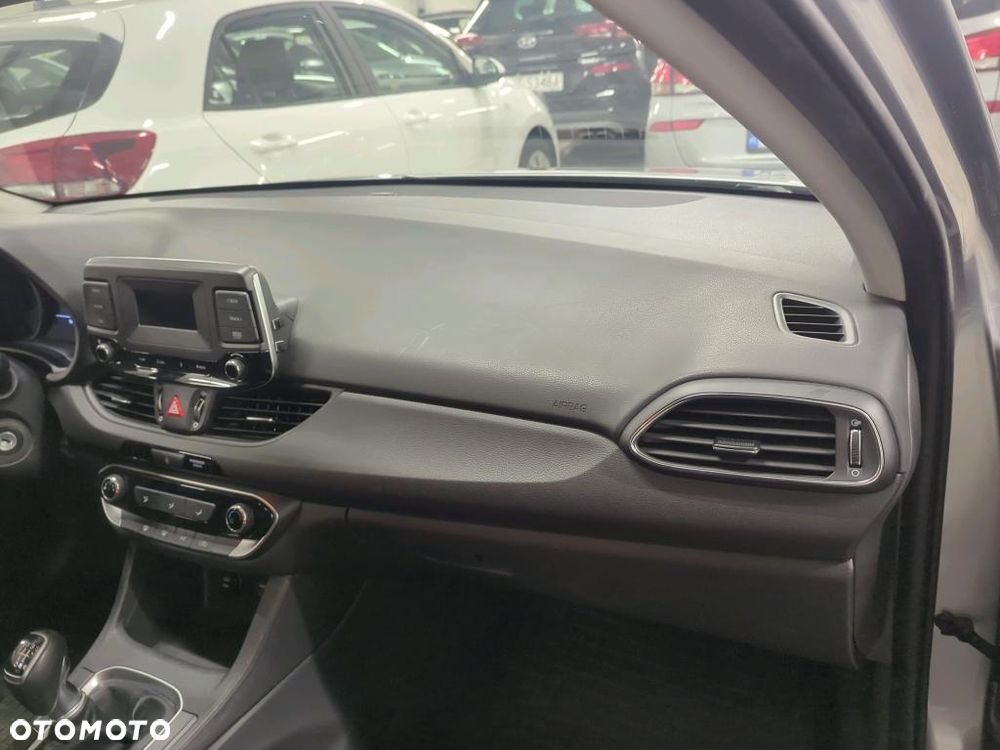 Hyundai i30 1.0 T-GDI Modern - 12