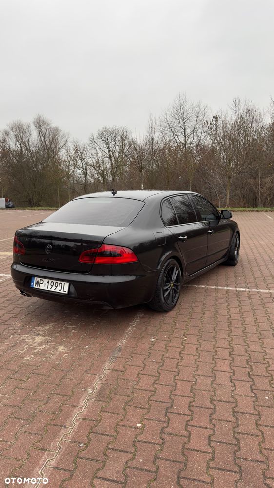 Skoda Superb 2.0 TDI Ambition - 4
